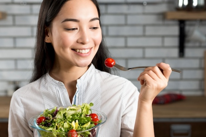 Bukan Skincare, Tapi Makanan Ini yang Bikin Kulitmu Bercahaya