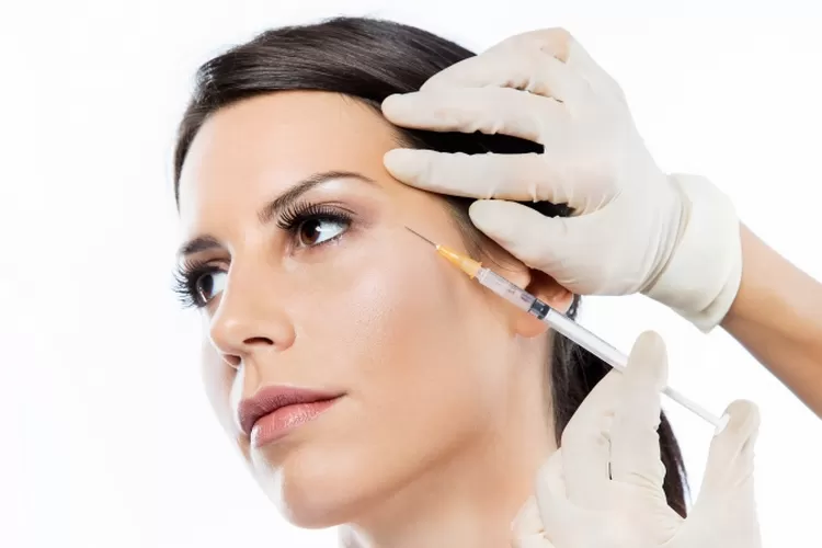 Lebih dari Sekadar Hilangkan Kerut: Mengungkap Sisi Lain Botox yang Jarang Dibahas