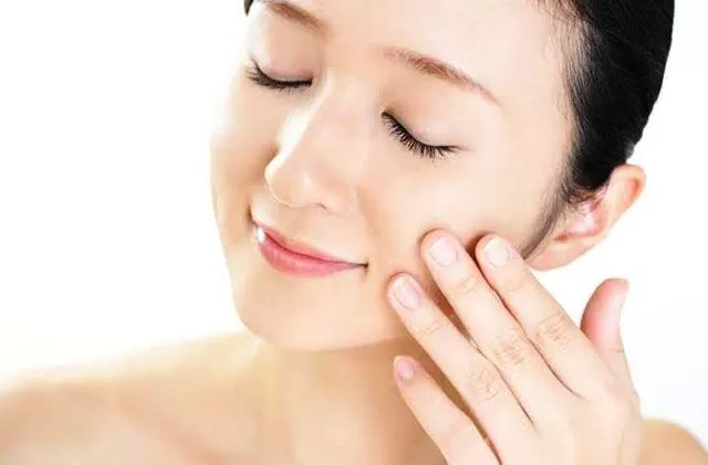 Bukan Makeup Mahal—Ini Kunci Tampil Glowing dari Dalam!