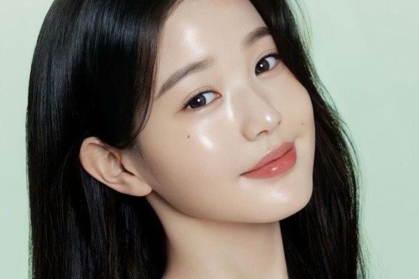 Rahasia Glass Skin: Tips Cepat Bikin Wajah Glowing Seperti Kaca!