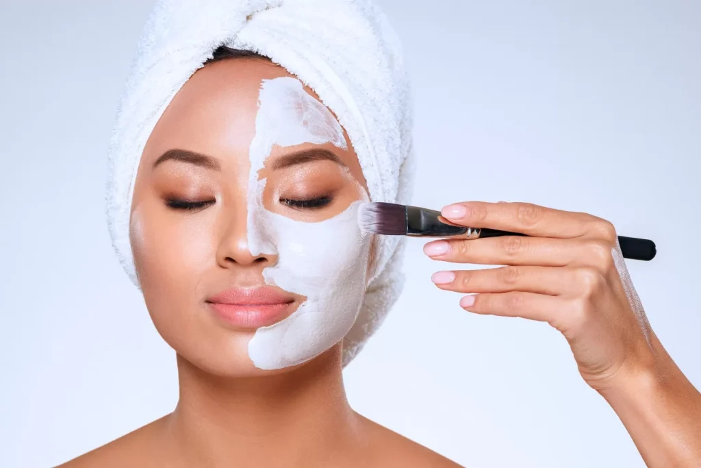Kulit Wajah Selalu Mengkilap? Ini Tips Ampuh Merawat Kulit Berminyak Sehari-hari