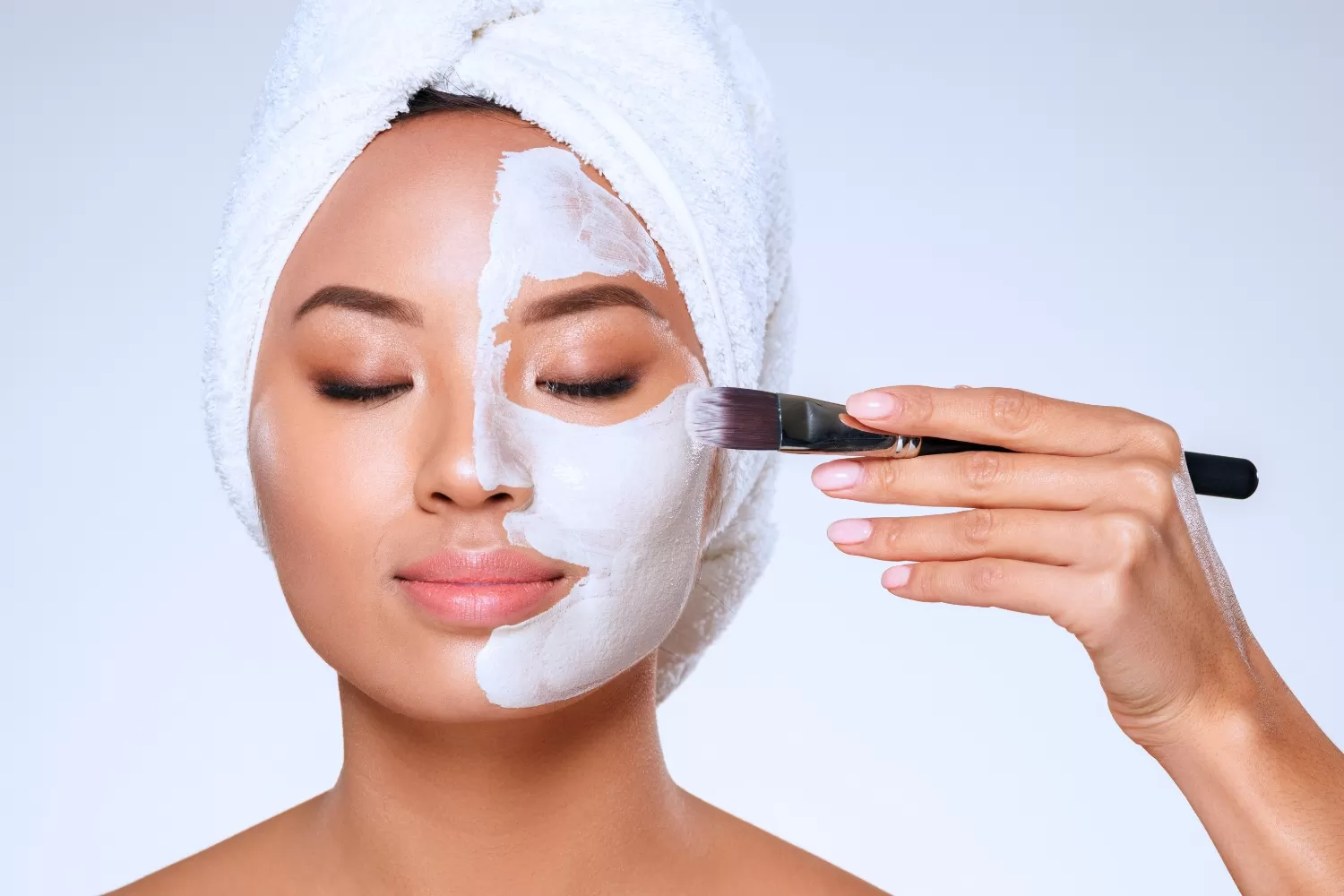Kulit Wajah Selalu Mengkilap? Ini Tips Ampuh Merawat Kulit Berminyak Sehari-hari