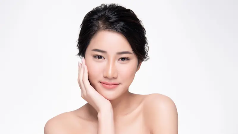 Mulai Hari dengan Cerah! Ini 3 Rutinitas Pagi yang Bikin Wajah Glowing Alami